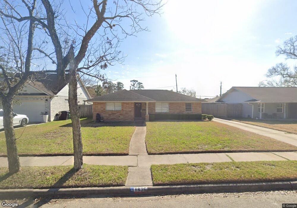 6435 Lindyann Ln, Houston, TX 77008 - photo 1