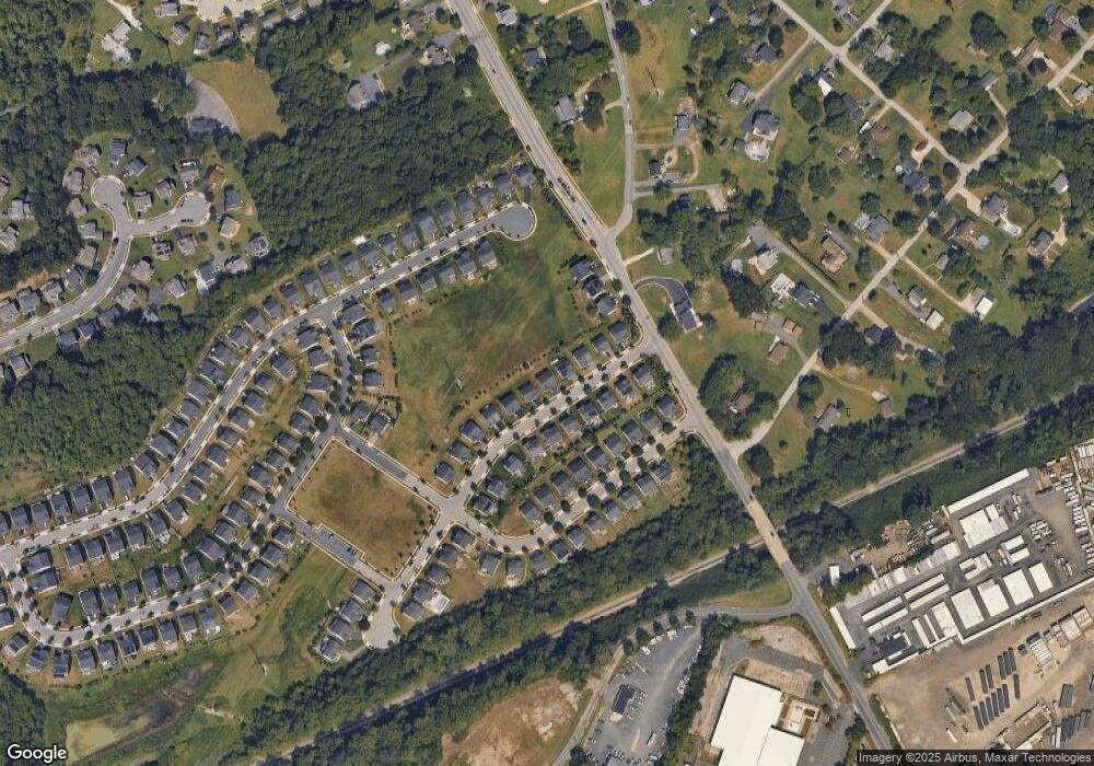 5724 Fieldcrest Dr, White Marsh, MD 21162 - photo 1