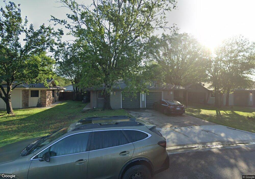 1711 Trinity Place unit AB, College Station, TX 77840 - photo 1