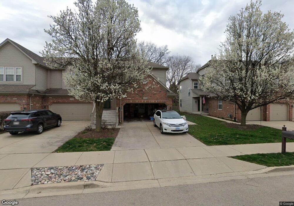 1230 Oakleaf Ct, Aurora, IL 60506 - photo 1