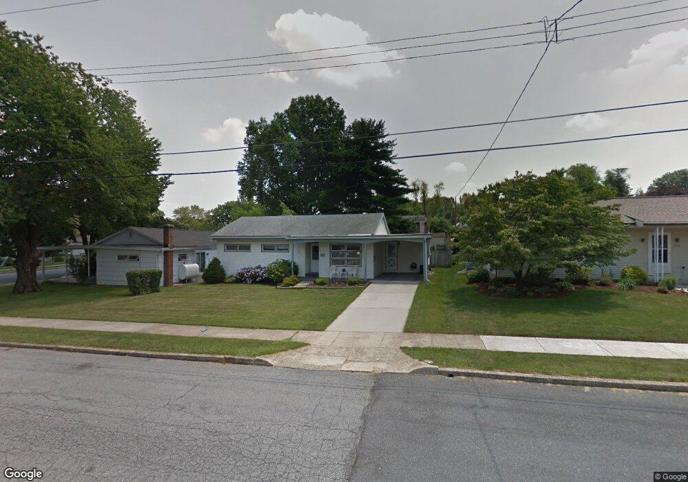 738 E Cypress St, Palmyra, PA 17078 - photo 1