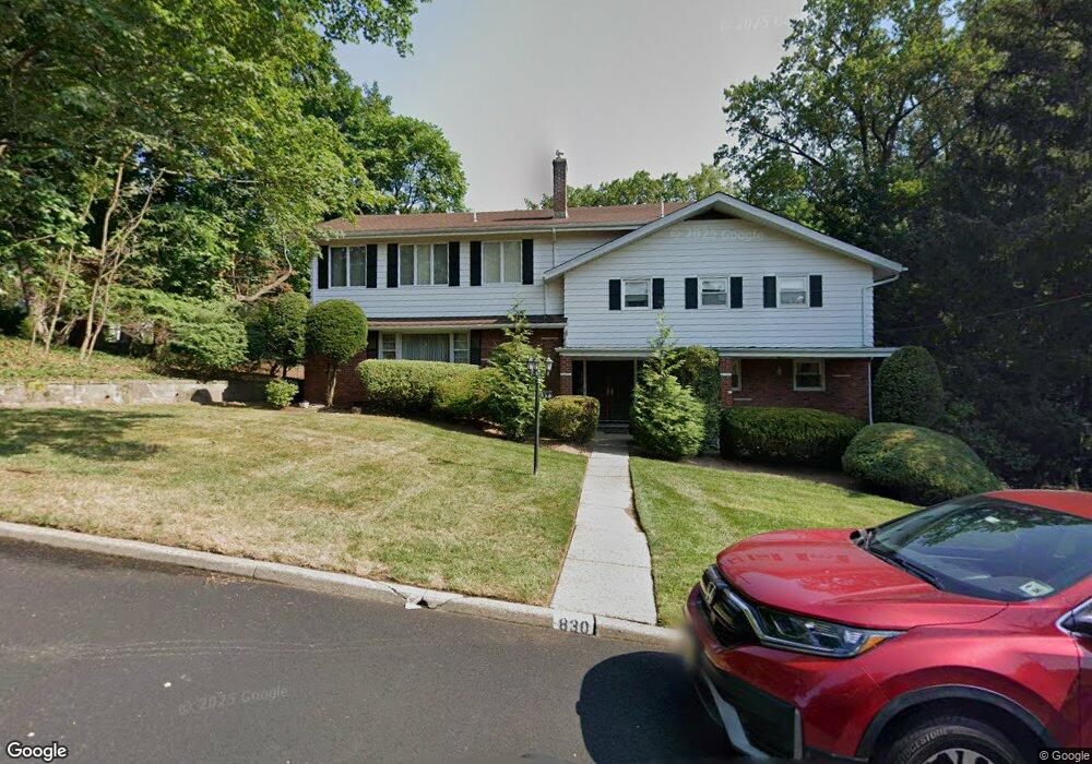 830 Amaryllis Ave, Oradell, NJ 07649 - photo 1