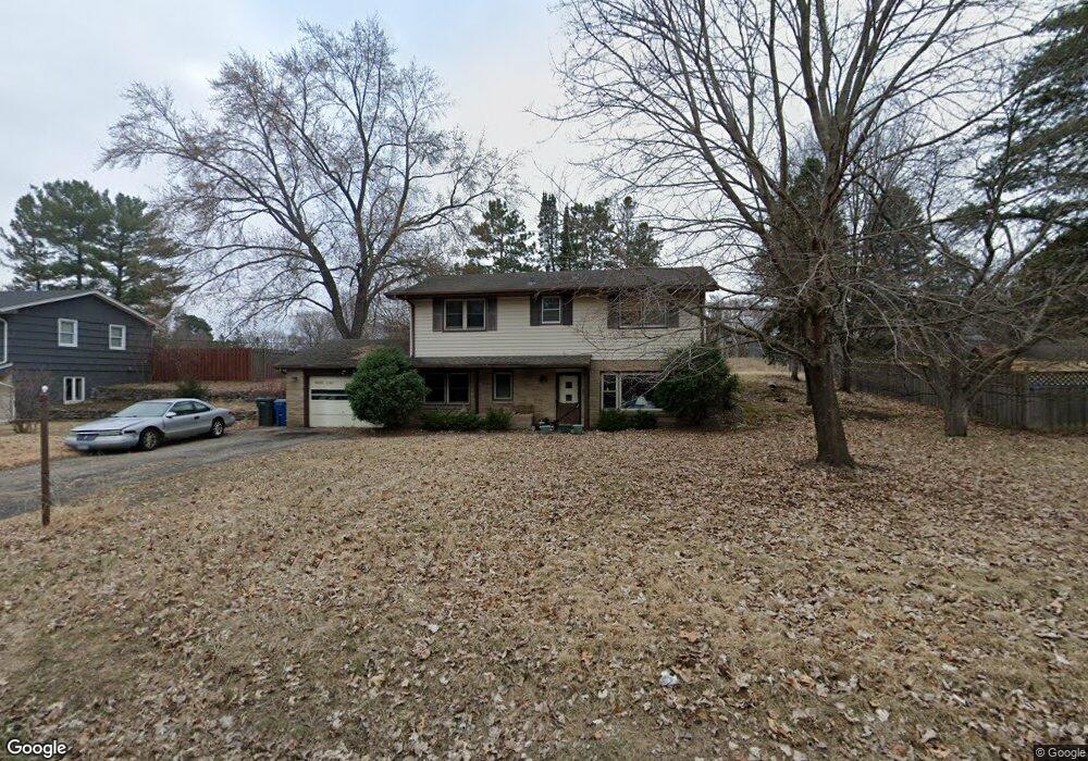 14009 Bellevue Dr, Minnetonka, MN 55345 - photo 1