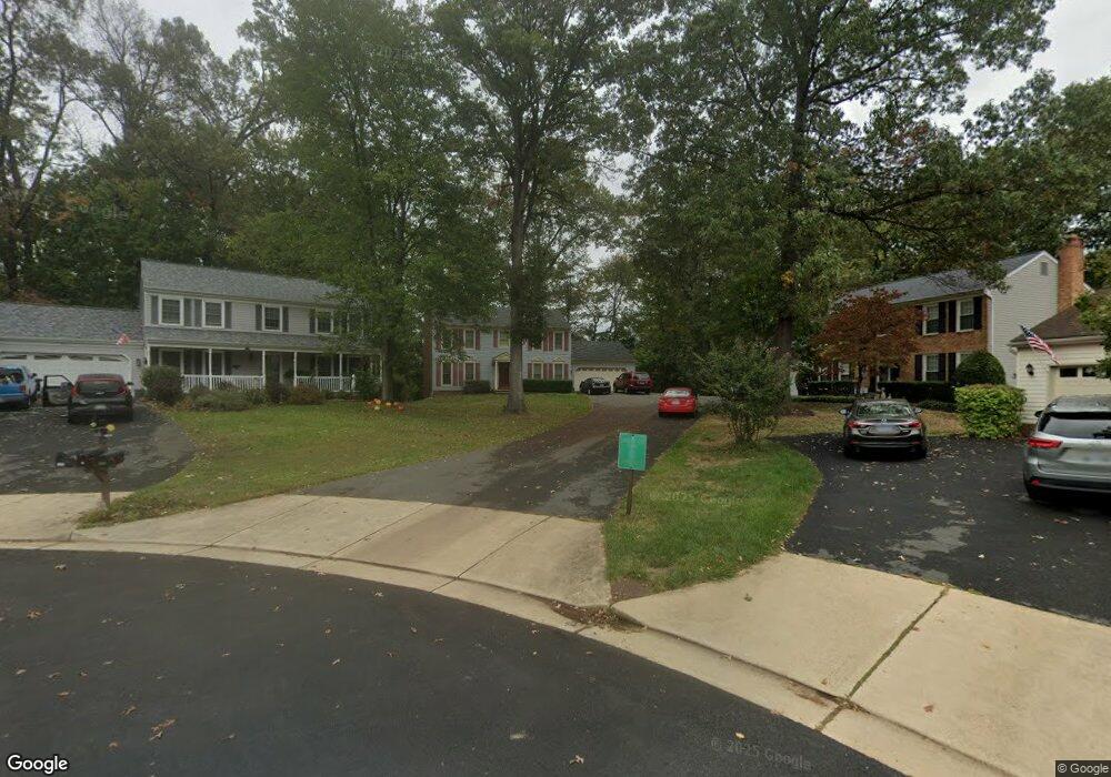 3233 Rounding Run Ct, Herndon, VA 20171 - photo 1