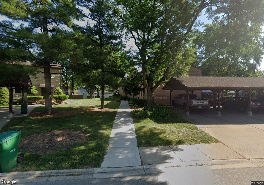 1600 Tahoe Circle Dr unit 203, Wheeling, IL 60090 - photo 1