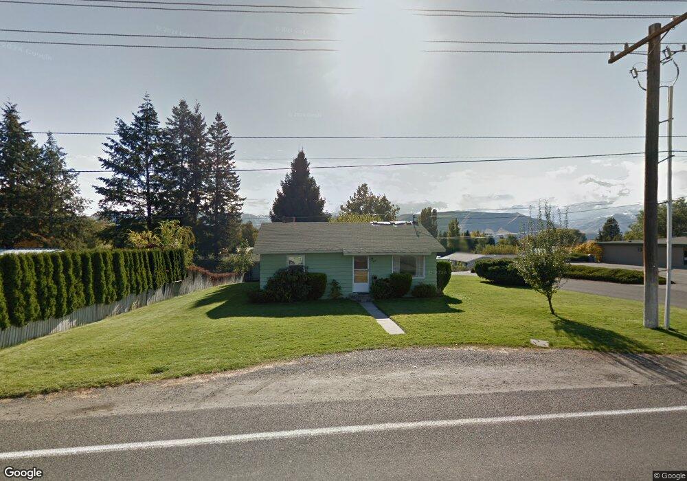 1430 5th St NE, East Wenatchee, WA 98802 - photo 1