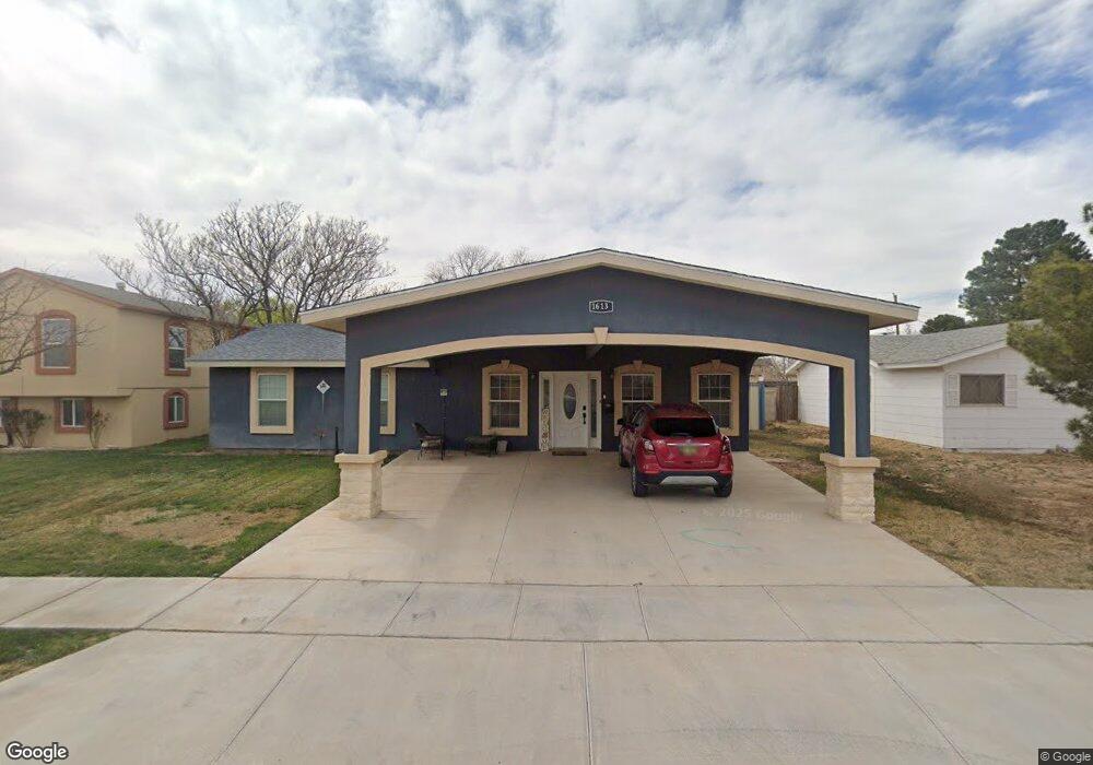 1613 N Steven Dr, Hobbs, NM 88240 - photo 1