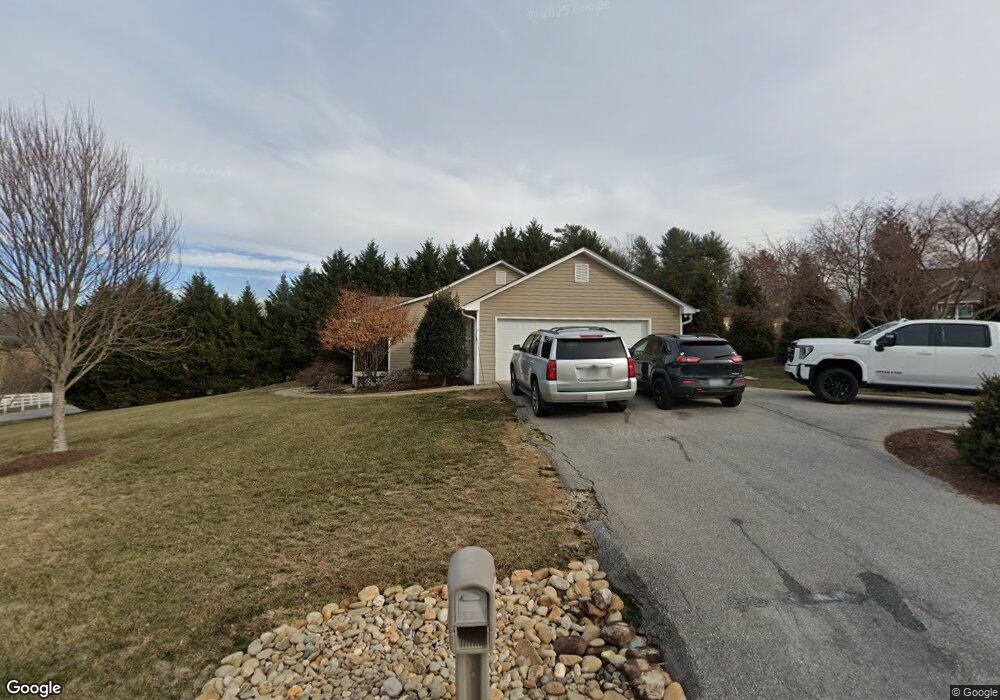 23 Faith Hill Dr, Flat Rock, NC 28731 - photo 1