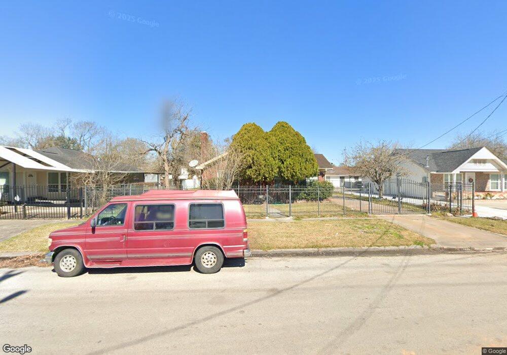 8131 Joplin St, Houston, TX 77017 - photo 1