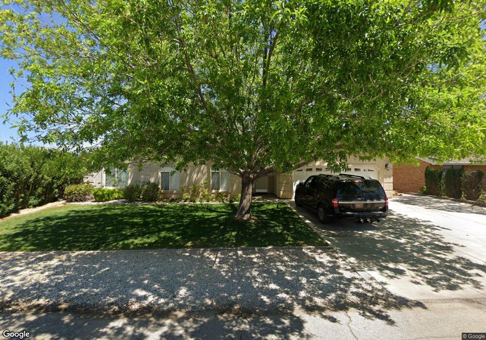 1075 E Mckinley Way, St. George, UT 84790 - photo 1