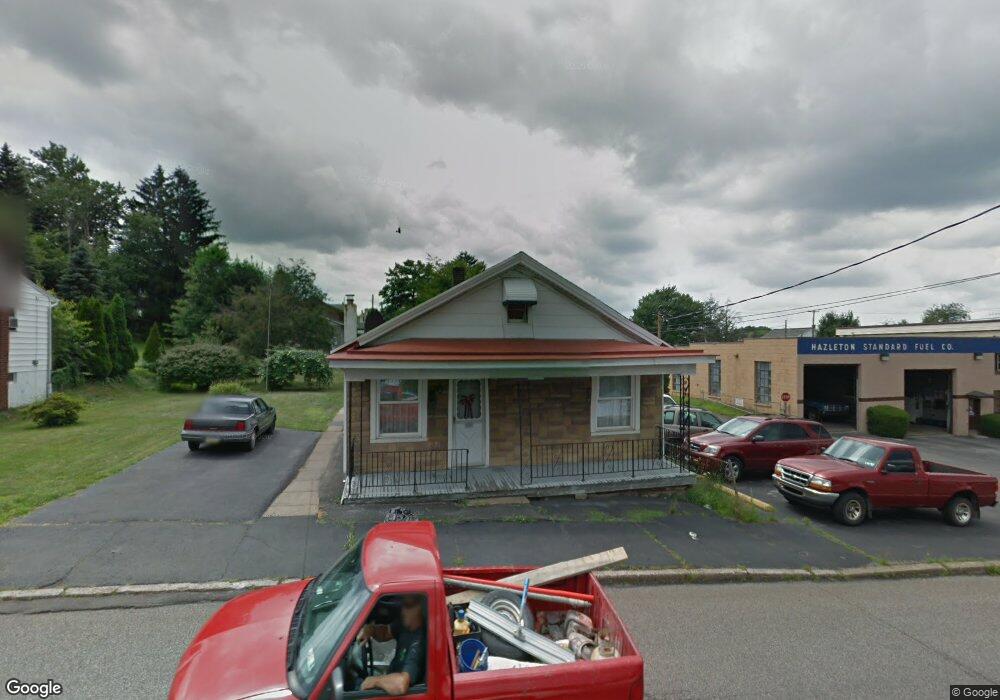 950 N Laurel St, Hazleton, PA 18201 - photo 1