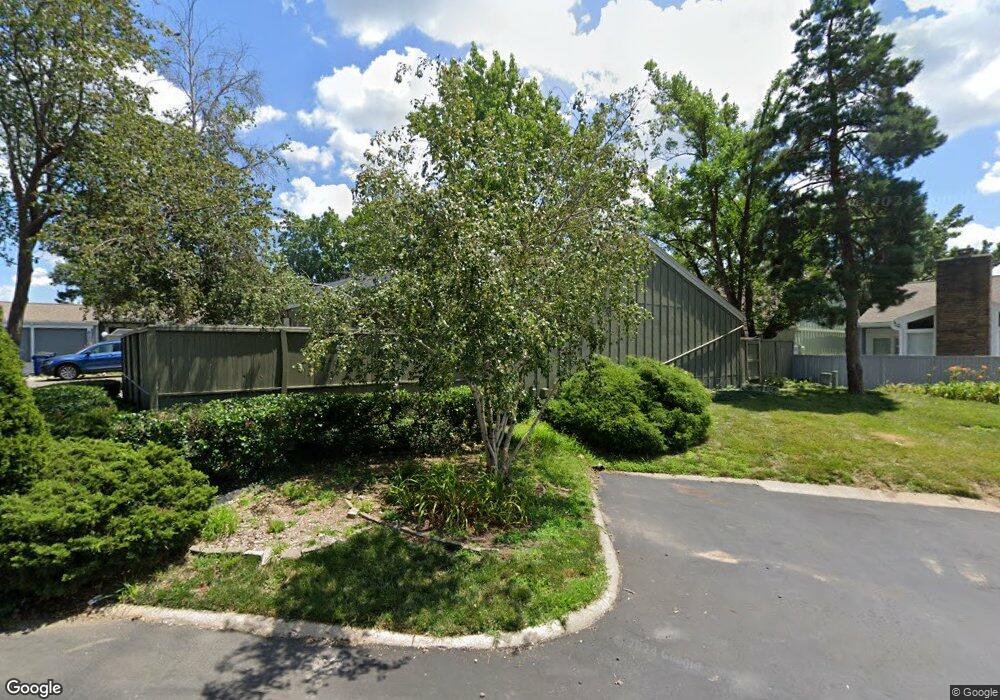 8209 Halsey St, Lenexa, KS 66215 - photo 1