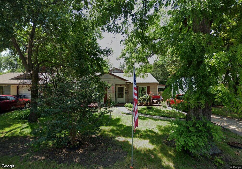 1705 N Clay St, Ennis, TX 75119 - photo 1