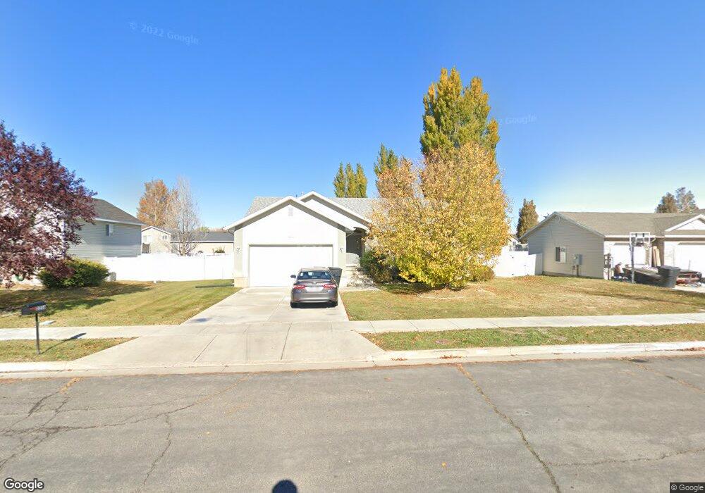 2256 W 2150 S, Syracuse, UT 84075 - photo 1