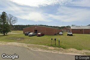 303 W Wingate Rd, New Augusta, MS 39462