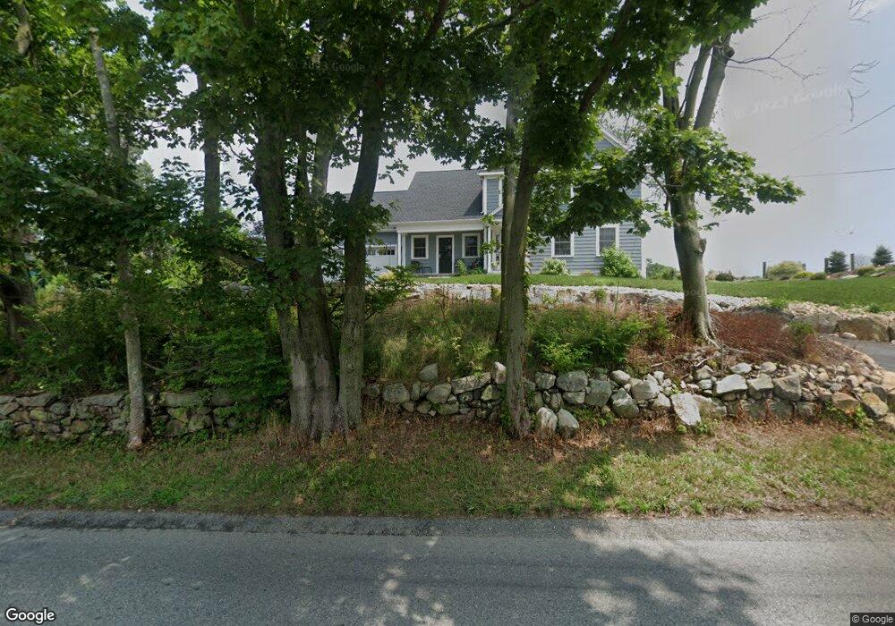 623 Elm St, South Dartmouth, MA 02748 - photo 1