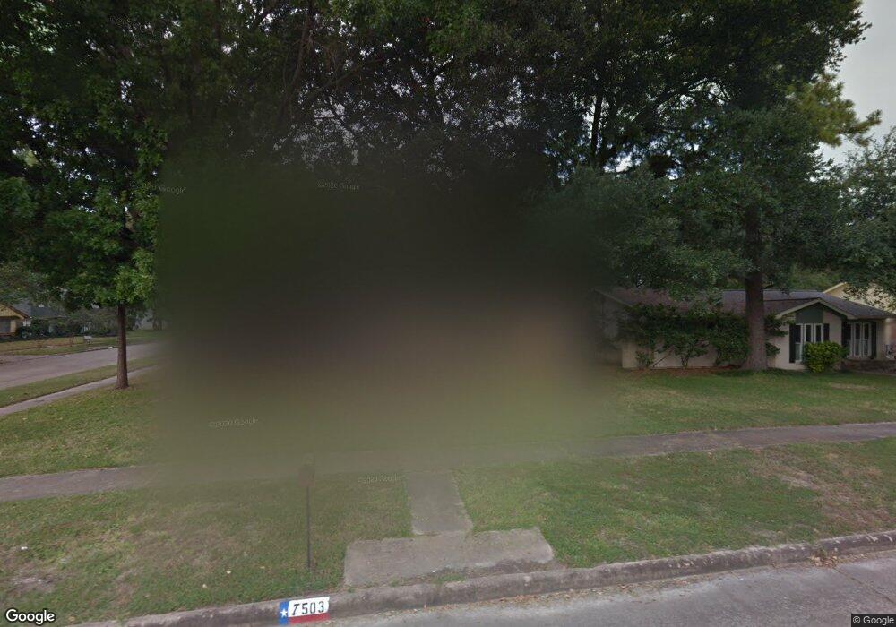 7507 Deep Forest Dr, Houston, TX 77088 - photo 1