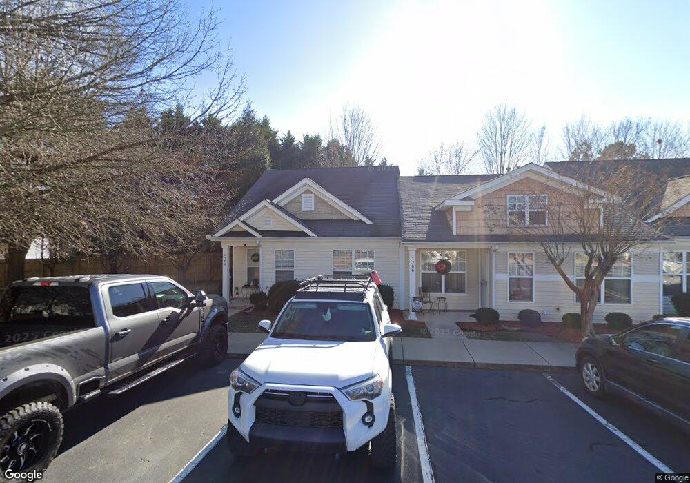 1508 Harpers Inlet Dr, Clover, SC 29710 - photo 1