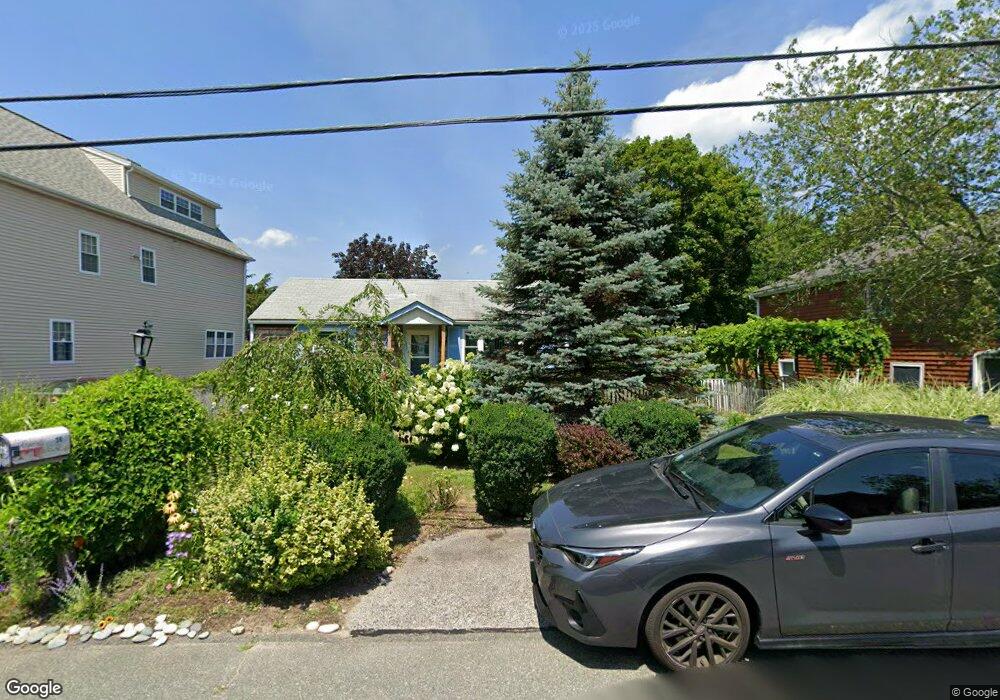 38 Brunswick St, Marshfield, MA 02050 - photo 1