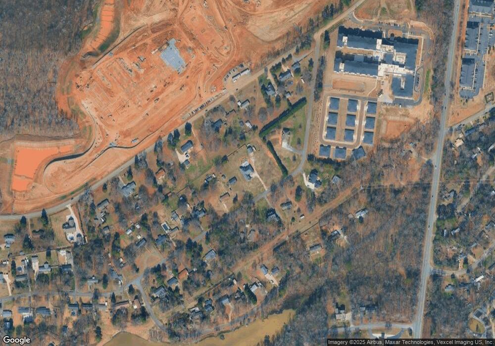 394 Forest Way Dr, Fort Mill, SC 29715 - photo 1