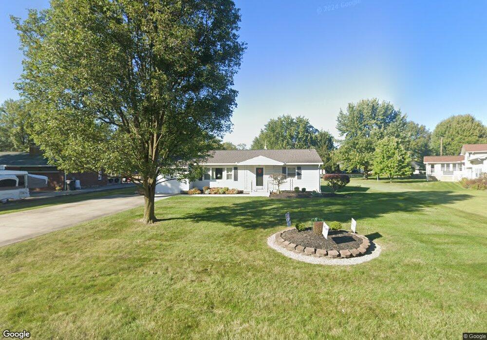 1730 Evergreen Dr, Lima, OH 45806 - photo 1