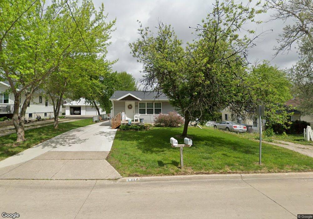 114 E Leland Ave, Des Moines, IA 50315 - photo 1