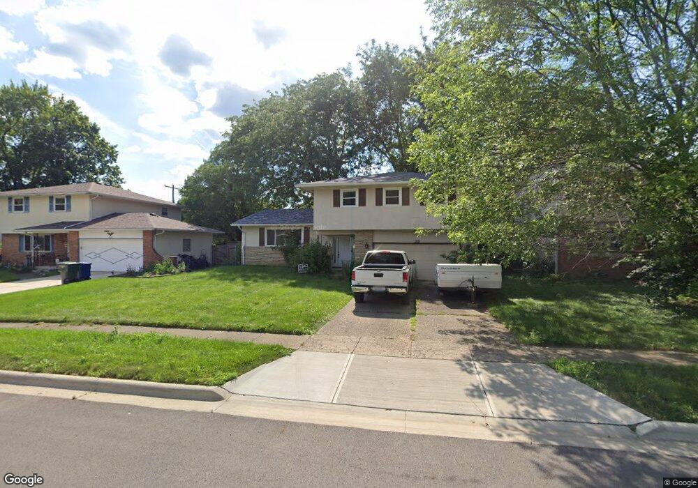 4791 Esterbrook Rd, Columbus, OH 43229 - photo 1