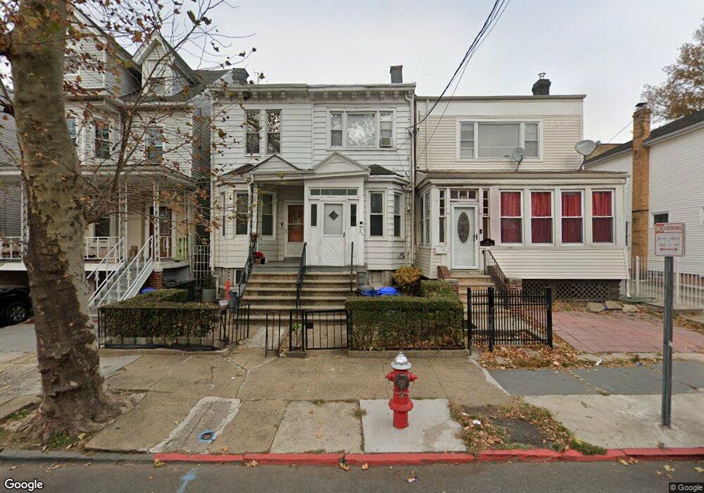 28 Clendenny Ave unit 5, Jersey City, NJ 07304 - photo 1