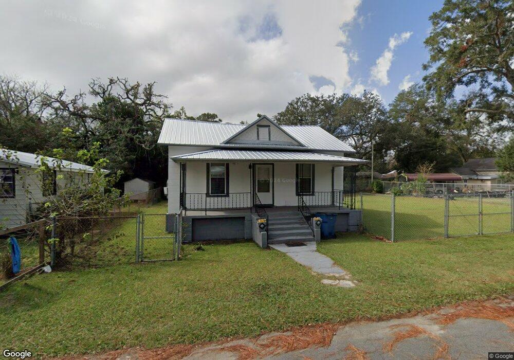 2017 Ellis St, Brunswick, GA 31520 - photo 1