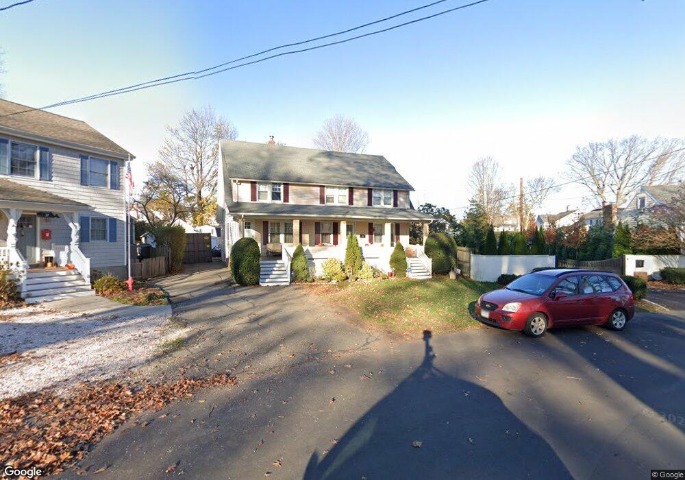 43 Crescent Rd, Fairfield, CT 06824 - photo 1