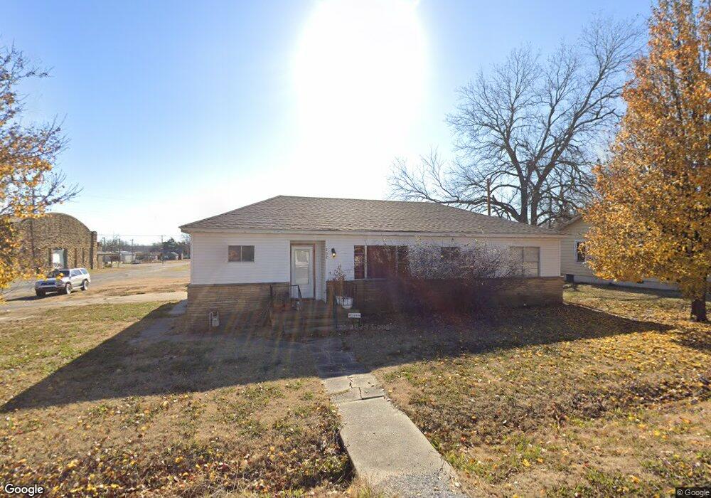 202 W 5th St, Beggs, OK 74421 - photo 1