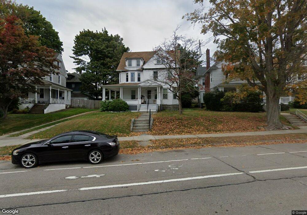 293 Montauk Ave, New London, CT 06320 - photo 1