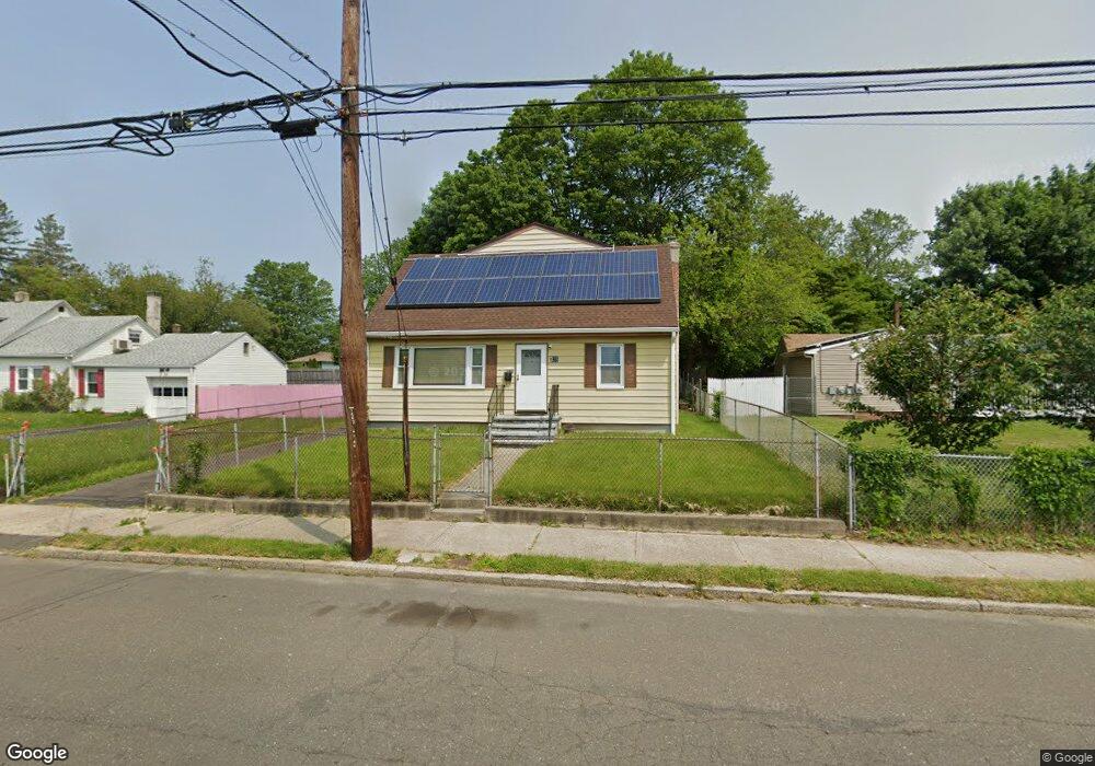 326 Soundview Ave, Bridgeport, CT 06606 - photo 1