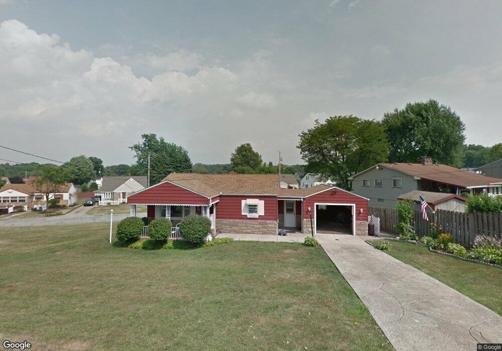 572 Audrey Ln, Struthers, OH 44471 - photo 1