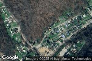 102 Grant St, Cedar Grove, WV 25039