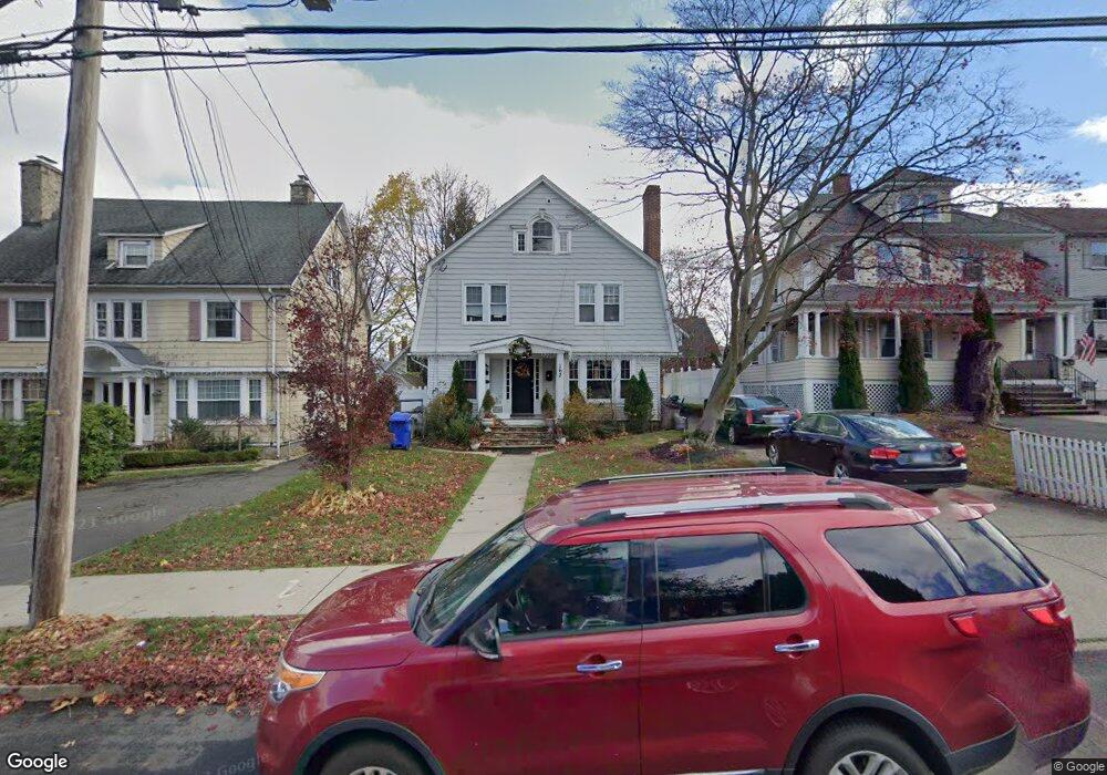 162 Flax Hill Rd, Norwalk, CT 06854 - photo 1