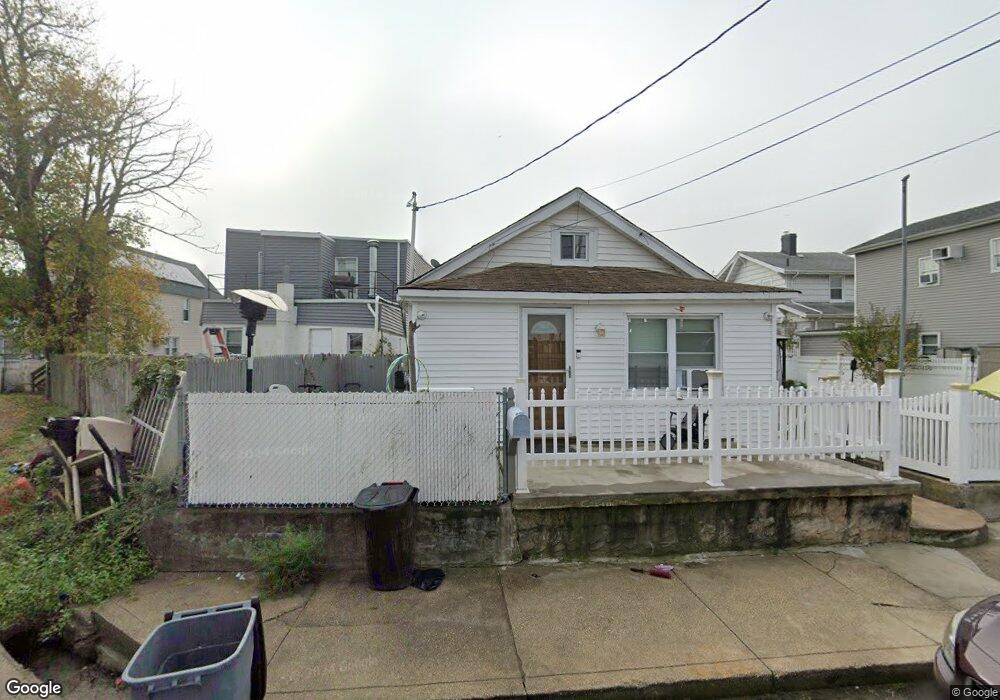 10218 Remson Place, Jamaica, NY 11414 - photo 1