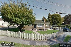 4 Plympton Cir, Waltham, MA 02451