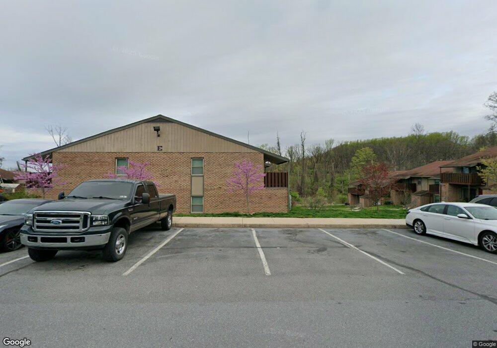 2170 Elder St unit E, Reading, PA 19604 - photo 1