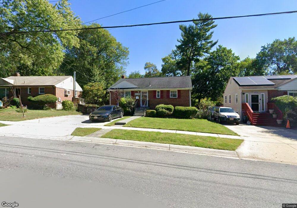 12315 Bluhill Rd, Silver Spring, MD 20902 - photo 1