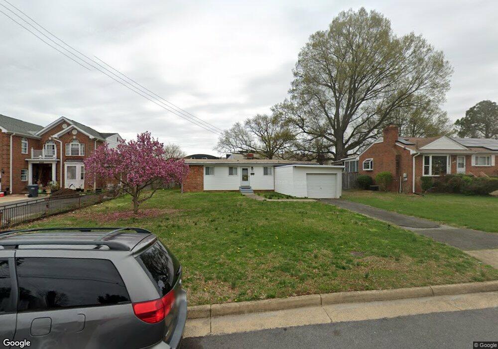 3431 Payne St, Falls Church, VA 22041 - photo 1