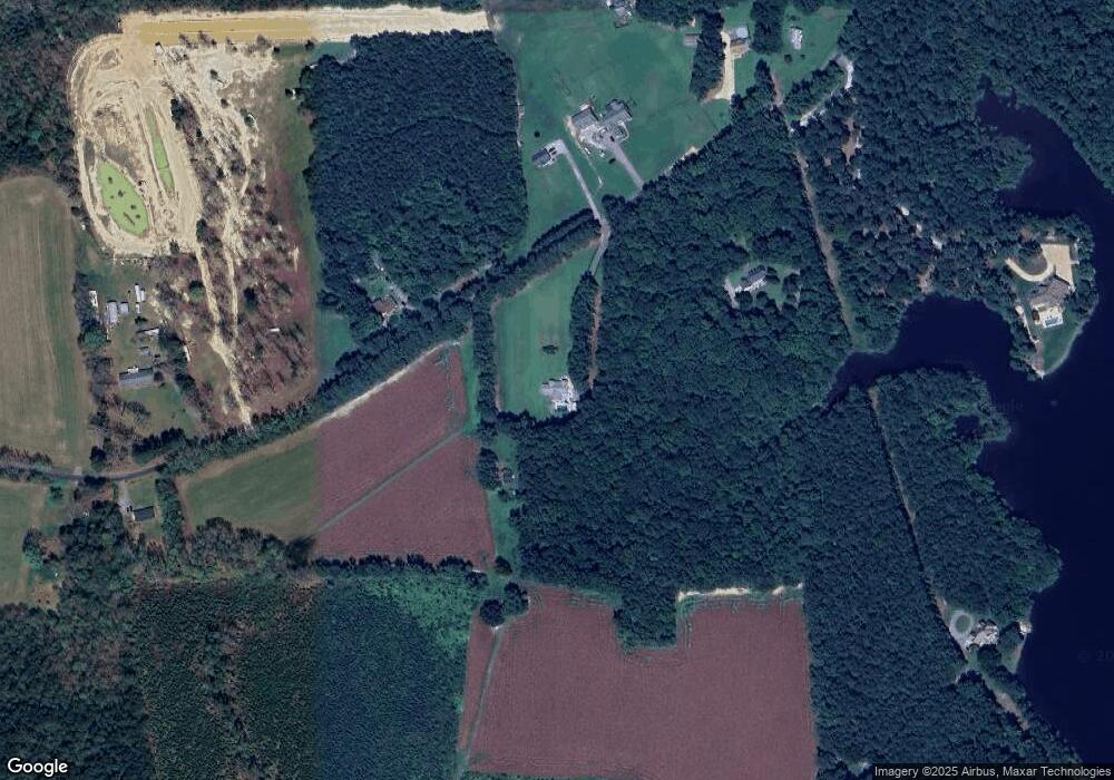 9121 Robin Rd, Disputanta, VA 23842 - photo 1