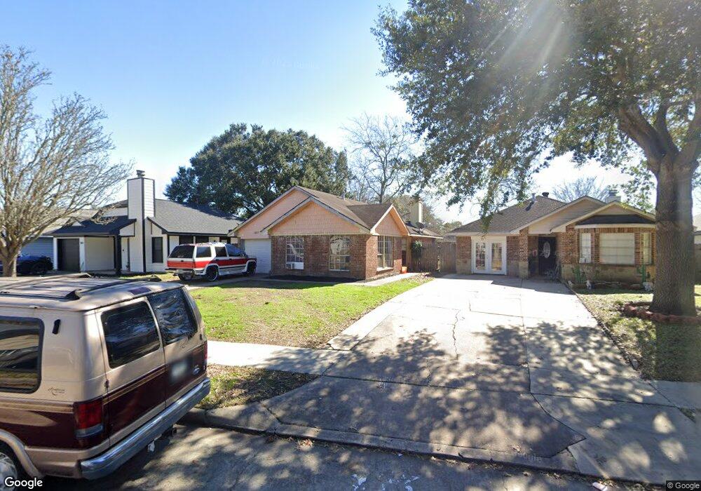 1817 Spruce Dr, Rosenberg, TX 77471 - photo 1