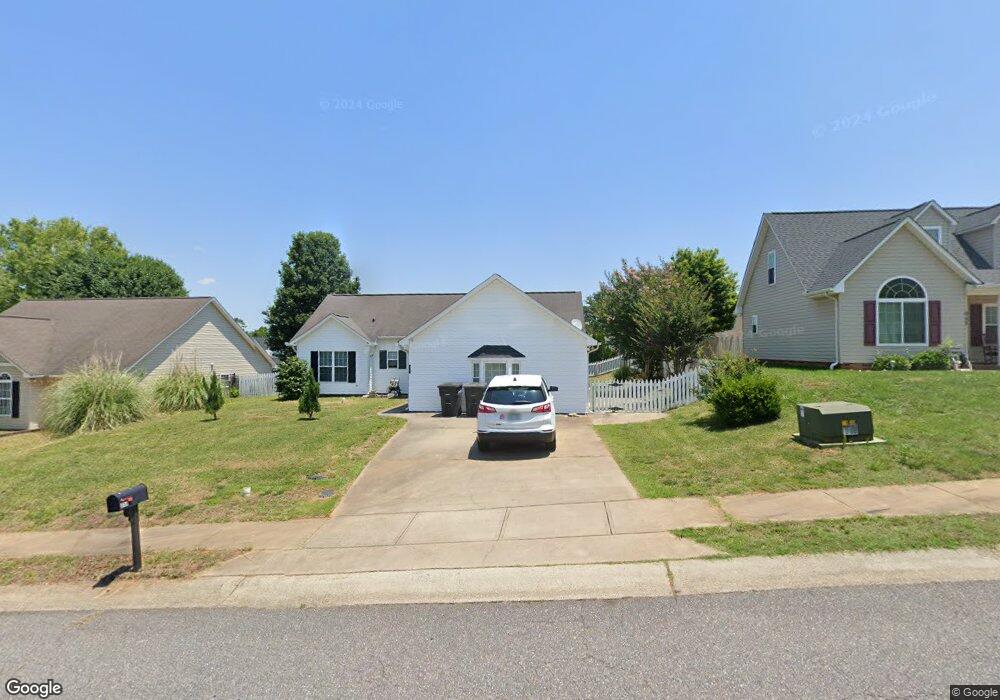 955 Faye St, Statesville, NC 28677 - photo 1