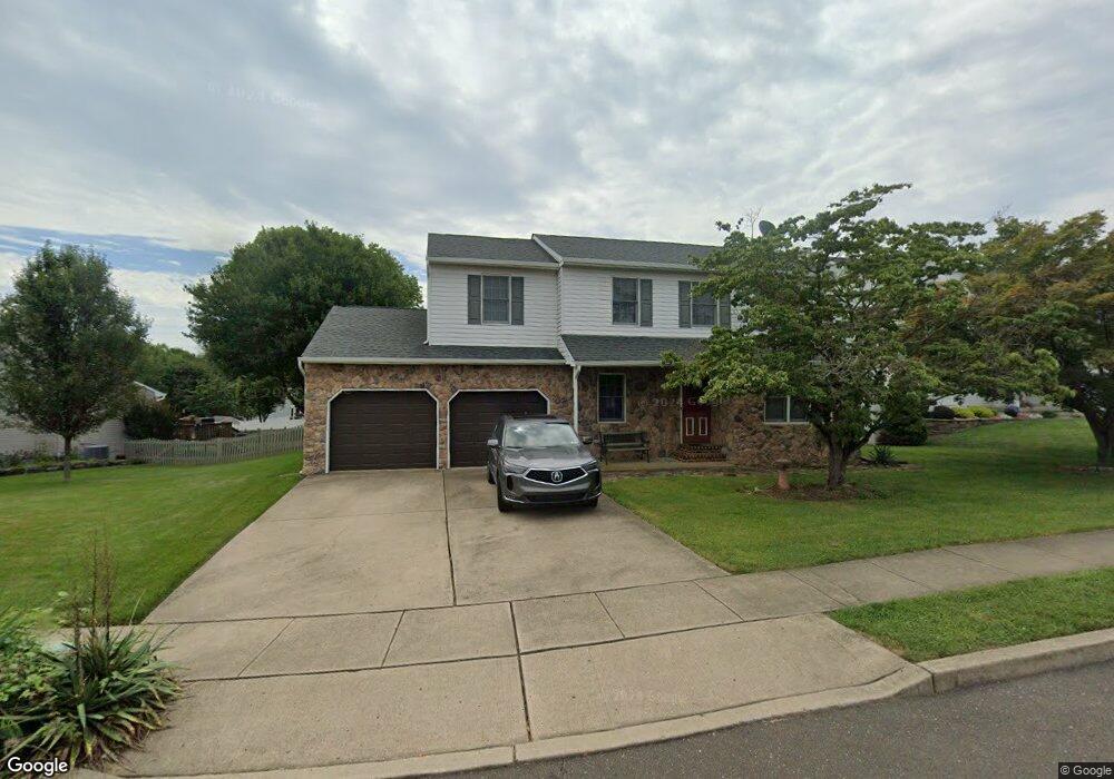 23 Jennifer Ln, Morrisville, PA 19067 - photo 1