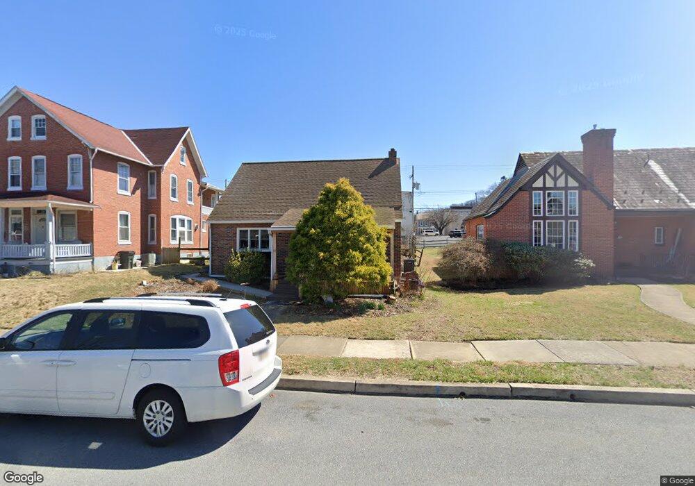 22 E Walnut St, Reading, PA 19607 - photo 1