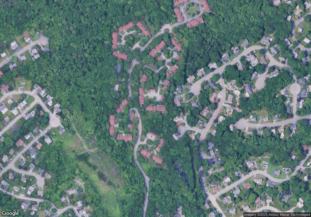 11 Kendall's unit 11, Woburn, MA 01801 - photo 1