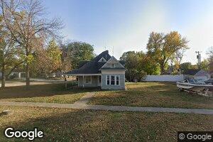 206 E 2nd St, Peterson, IA 51047