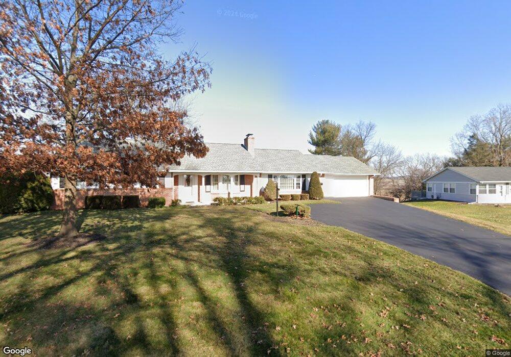 705 Bruce Ave, Mount Joy, PA 17552 - photo 1