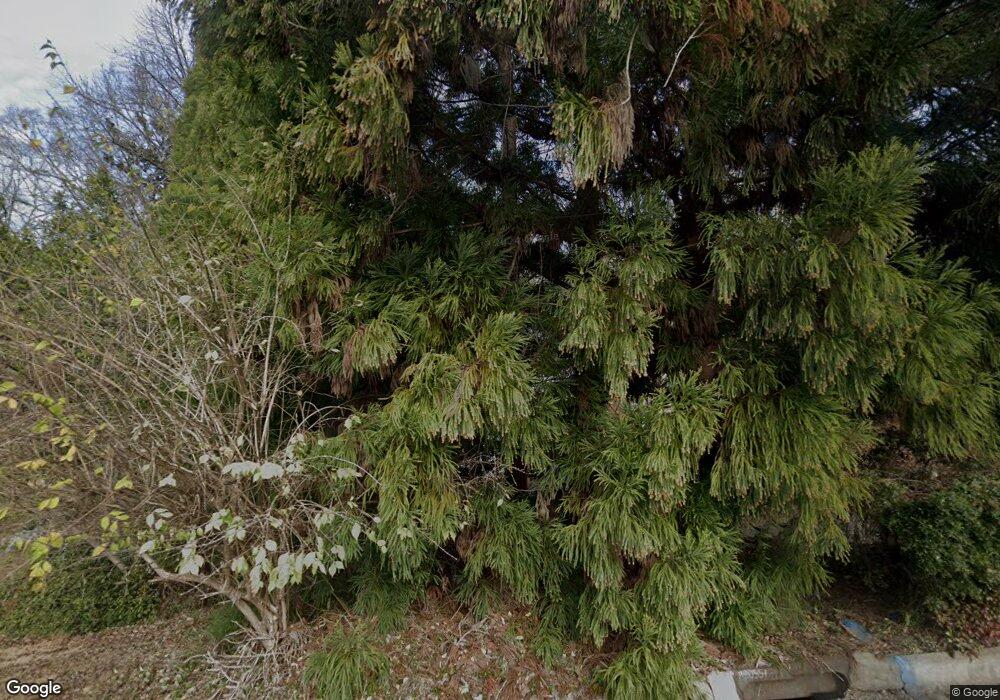 724 Honeysuckle Rd, Gainesville, GA 30501 - photo 1